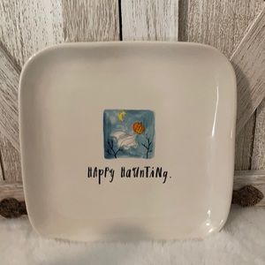 Rae Dunn Happy Haunting Plate
